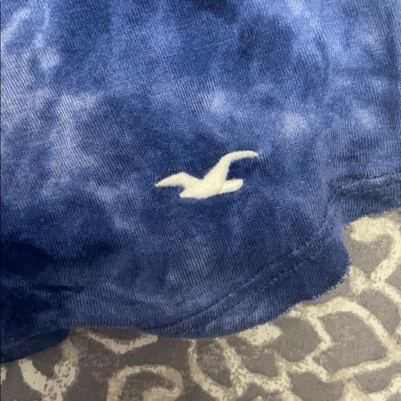 loose tee - Picture 2 of 3